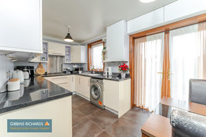 Kitchen/Diner- click for photo gallery